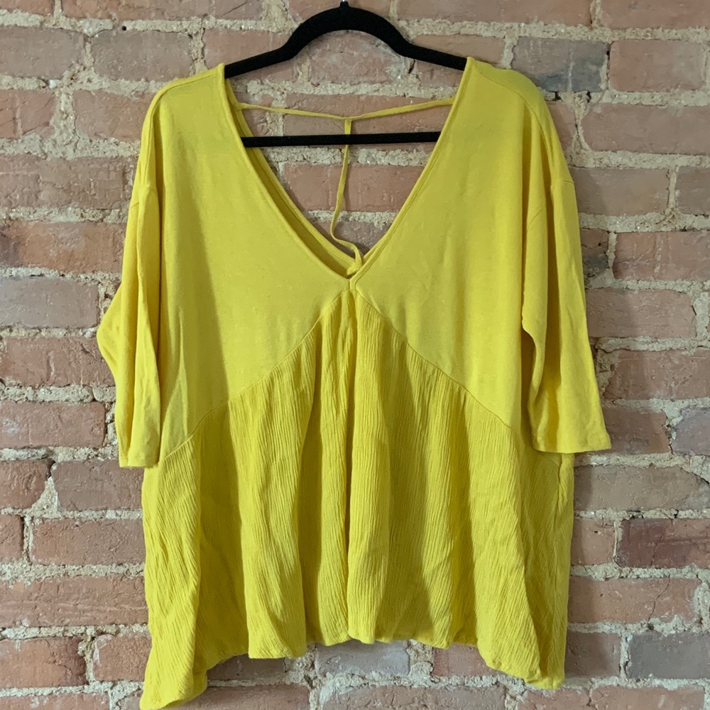 DONATING TOMORROW: ANY OFFER ACCEPTED Altar’d State Flowy Yellow Top Size Small